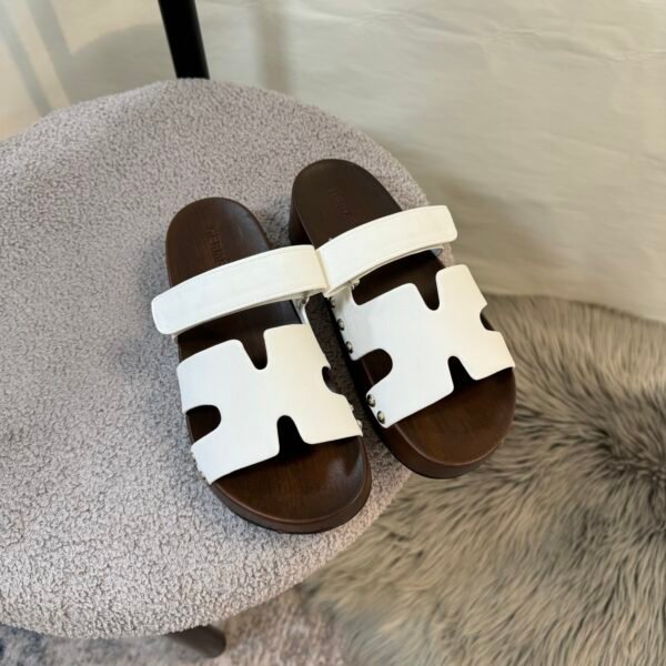 HM Oran Padded Sandals - Sandals