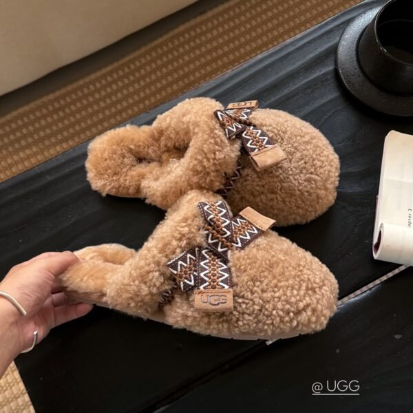 UGG Tasman Slipper - Shoes