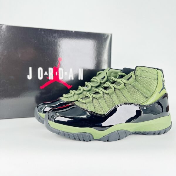 NK Air Jordan 11 Retro - Sneakers