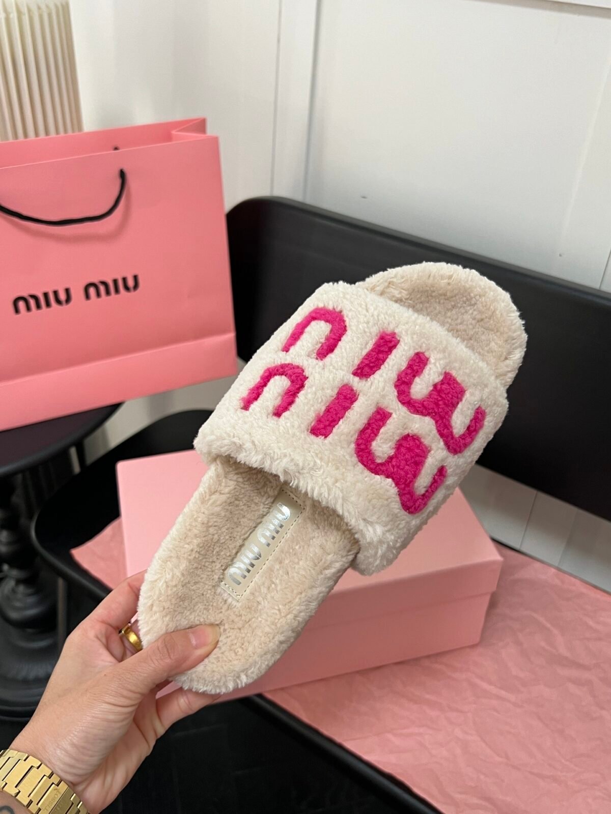 MIU Shearling Logo Slides – Slide — 6
