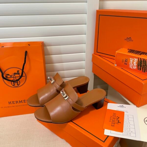 HM Oran Sandals - Sandals