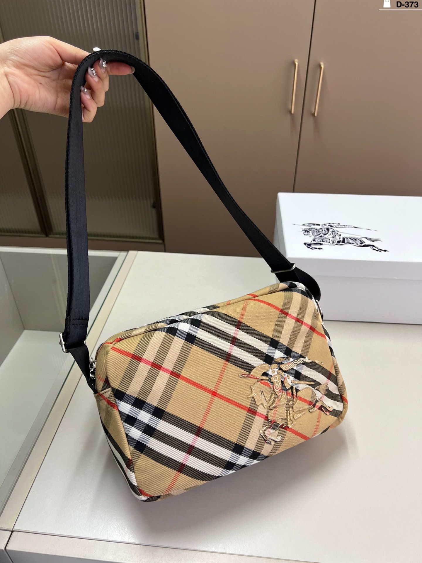 BBR Lola Bag Check - Bag - Image 3