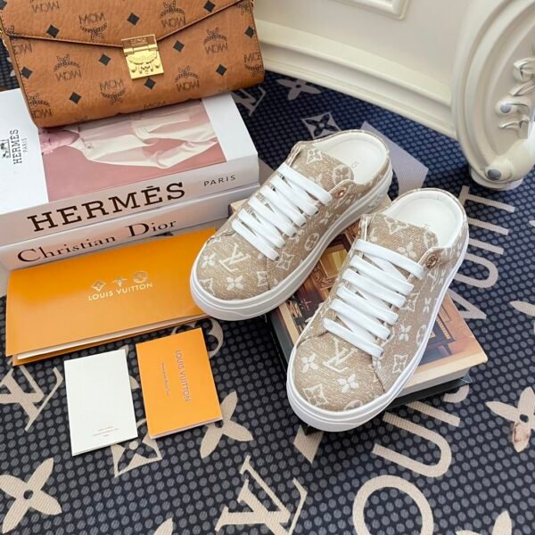 LV Time Out - Sneakers