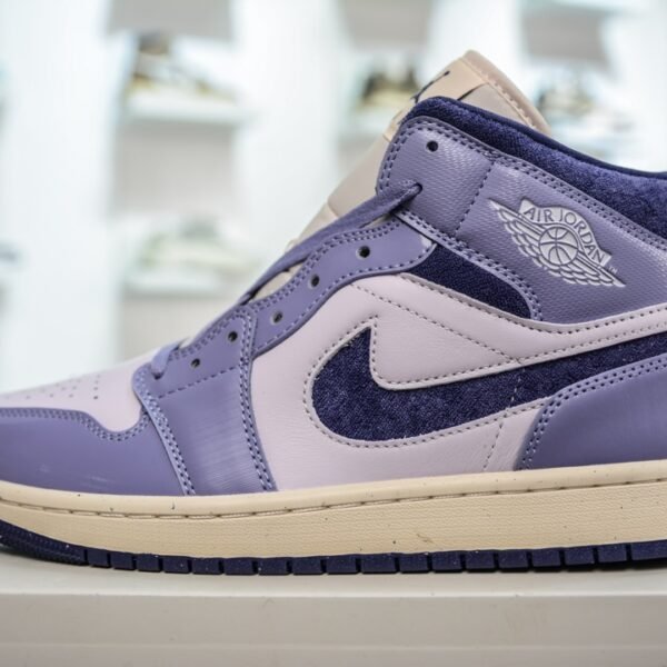 NK Air Jordan 1 Mid SE Purple - Sneakers