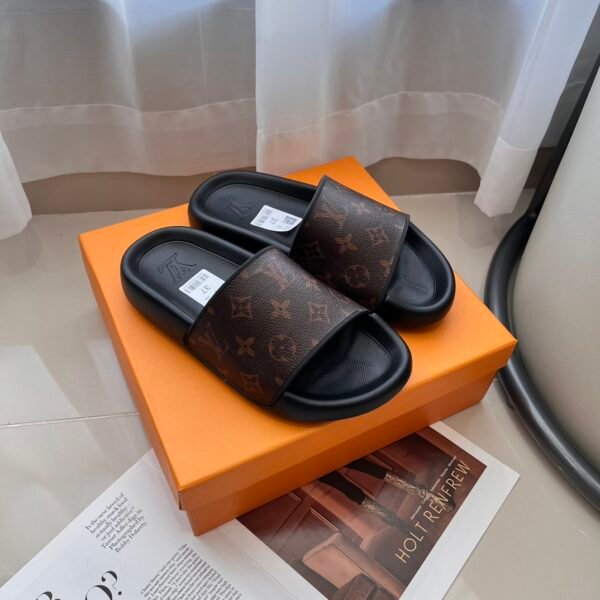 LV Waterfront - Slides