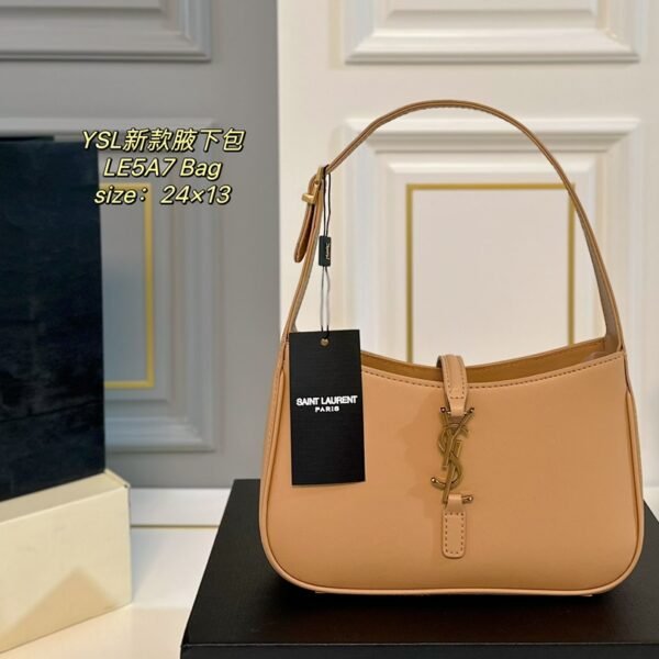 YSL Le 5 à 7 - Bag