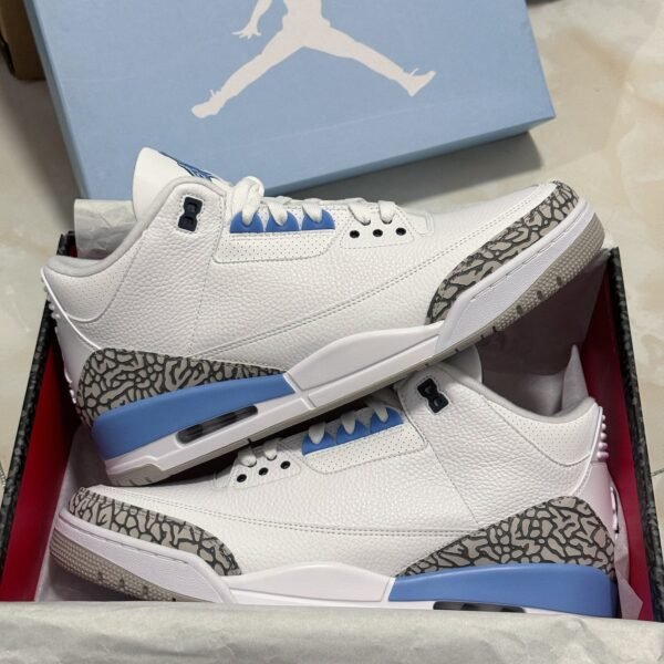 NK Air Jordan 3 Retro UNC - Sneakers