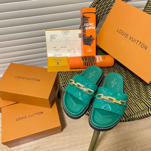 LV Pool Pillow Comfort - Slides