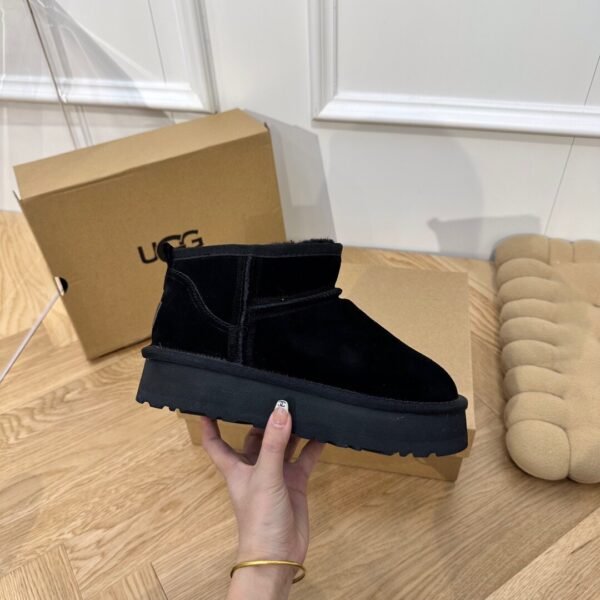 UGG Classic Ultra Mini Platform - Boots