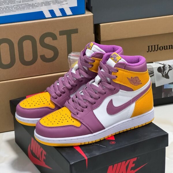 NK Air Jordan 1 Retro High OG Brotherhood - Sneakers