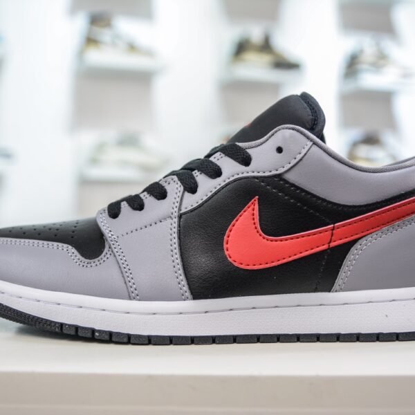 NK Air Jordan 1 Low Black/Grey/Red - Sneakers