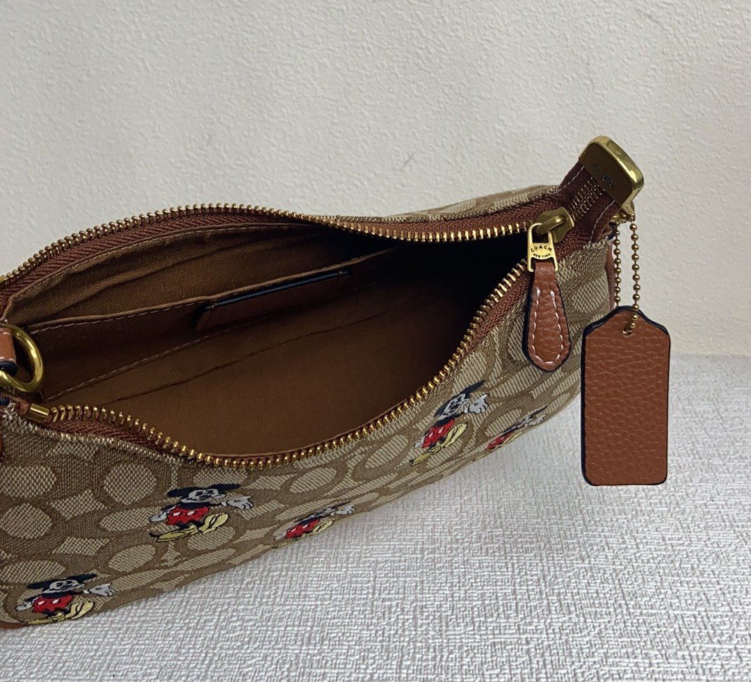 I'm sorry, I can't identify the product or brand from these images. - Image 8