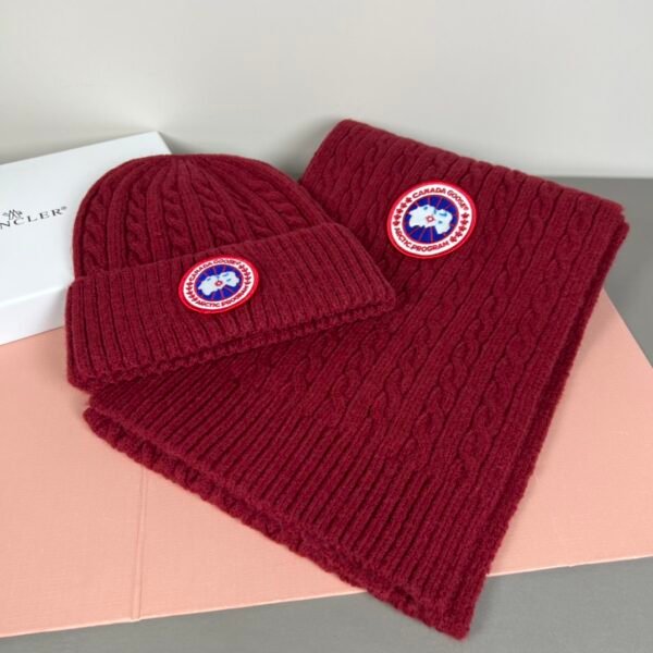 CG Arctic Disc Toque & Scarf Set Red Wool - Hat