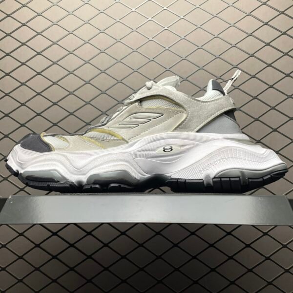 BAL Track 2 - Sneakers