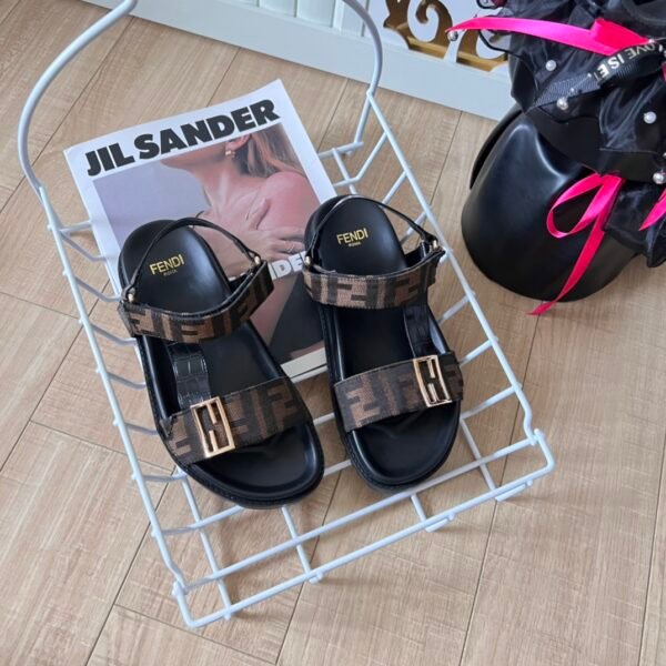 FD FF Logo Sandals - Sandals