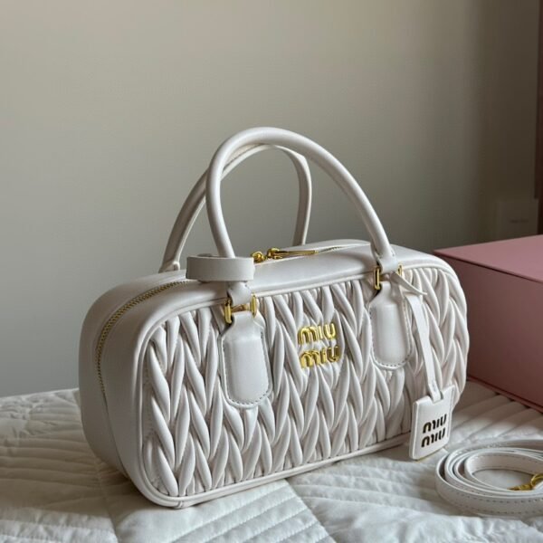 MIU Matelassé Bowling Bag Leather - Bag