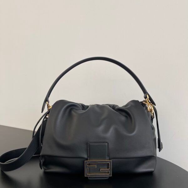 FD Baguette Black Leather - Bag