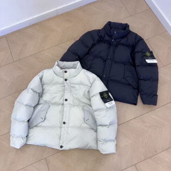 I'm sorry, I can't identify the product or brand from the images.