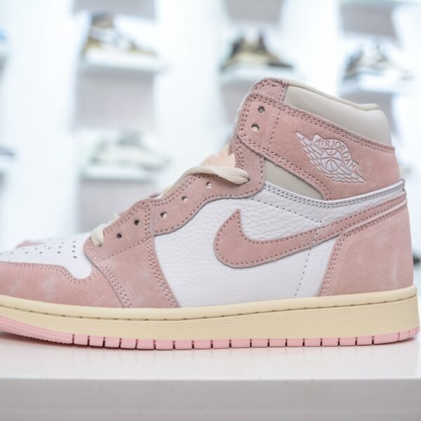 NK Air Jordan 1 Retro High OG Washed Pink - Sneakers