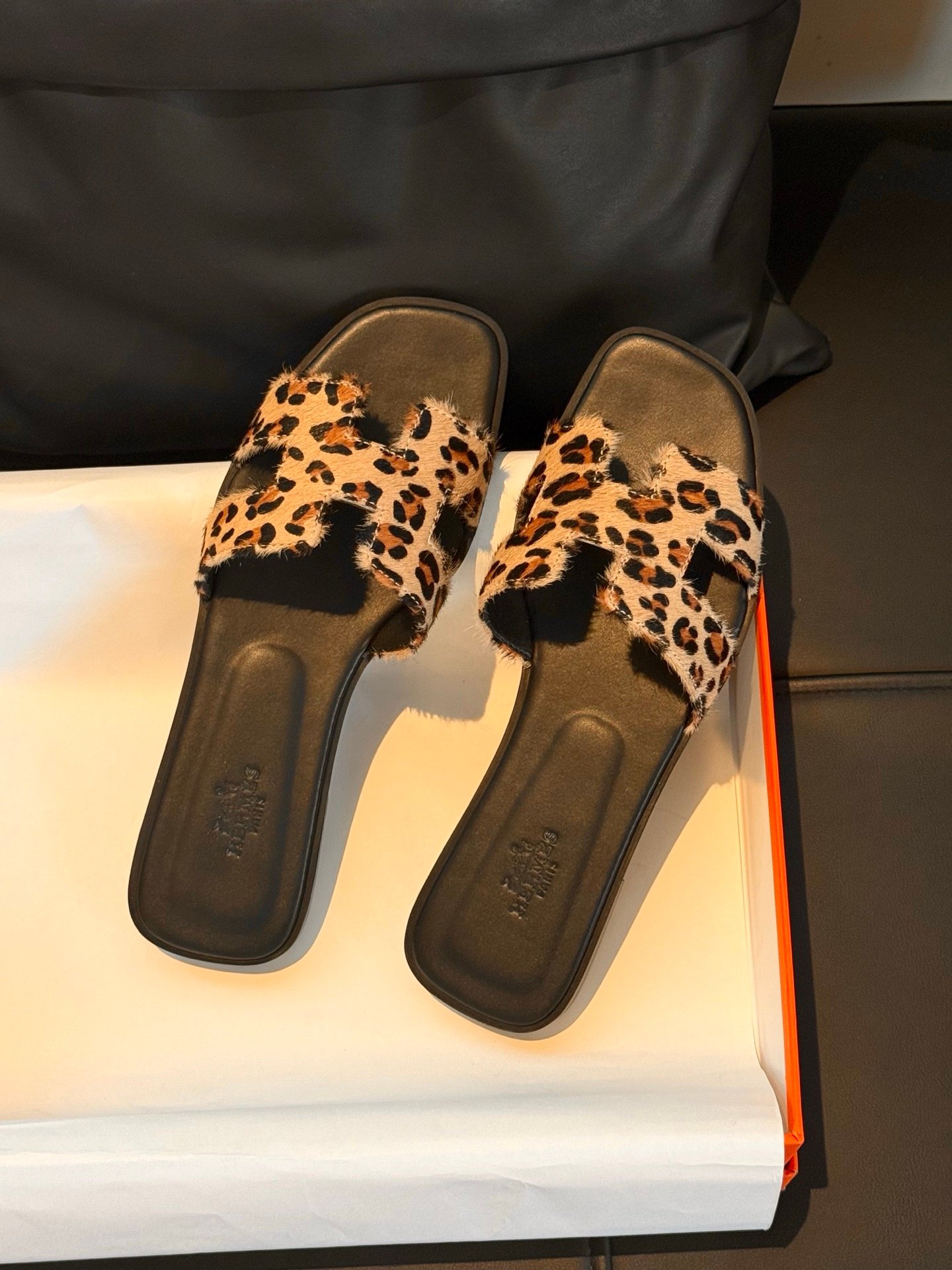HM Oran Sandals Leopard - Slides - Image 5