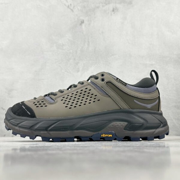 NK ACG Mountain Fly Low Brown - Sneakers