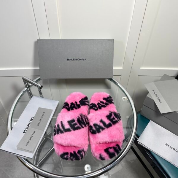 BAL Hotel Slippers - Slides