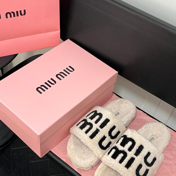 MIU Logo Shearling Slides - Slides