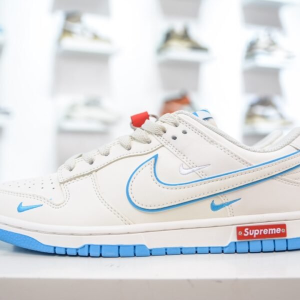 NK Dunk Low Supreme - Sneakers
