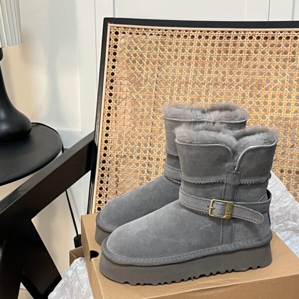 UGG Classic Short Buckle - Boots