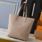 LV OnTheGo MM Empreinte Leather – Bag