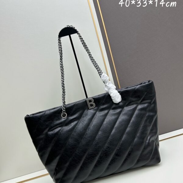 BAL ▪️ CrushCarry All Tote