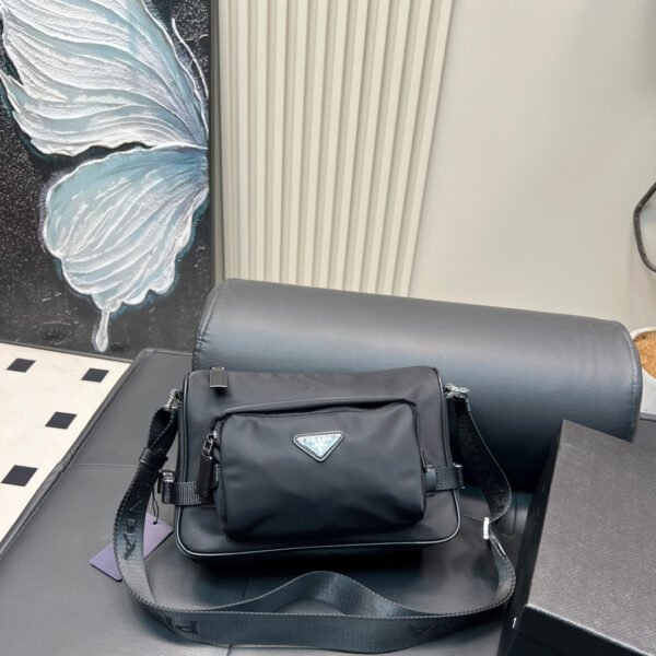 PR Re-Nylon Messenger - Bag