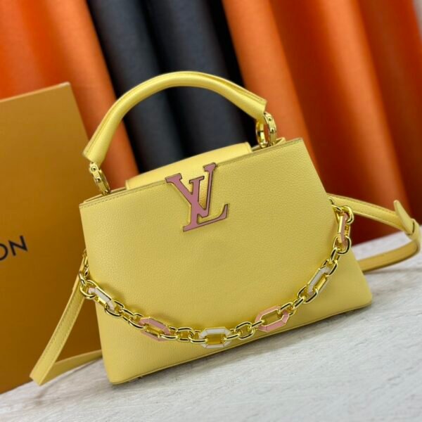 LV Capucines - Bag