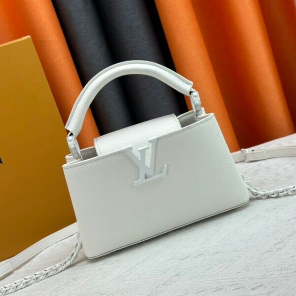 LV Capucines - Bag