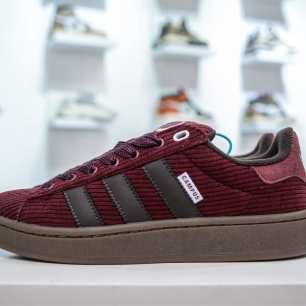 AD Campus 00s Burgundy Corduroy - Sneakers
