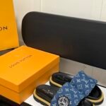 LV Waterfront – Slides – Black