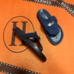 HM Oran Sandals – Slides – Silver