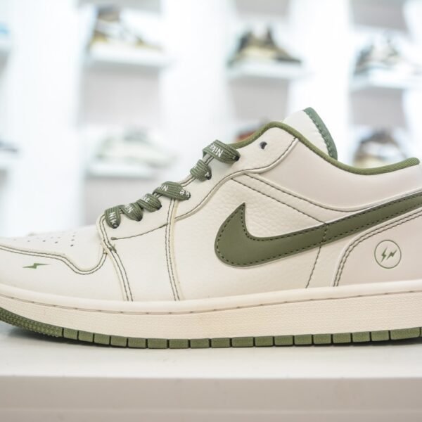 NK Air Jordan 1 Low OG SP Travis Scott - Sneakers