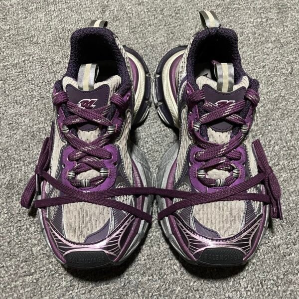 BAL Track 2 - Sneakers