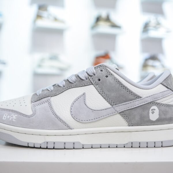 NK Dunk Low x BAPE - Sneakers
