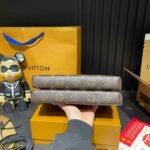 LV Double Zip Pochette – Bag