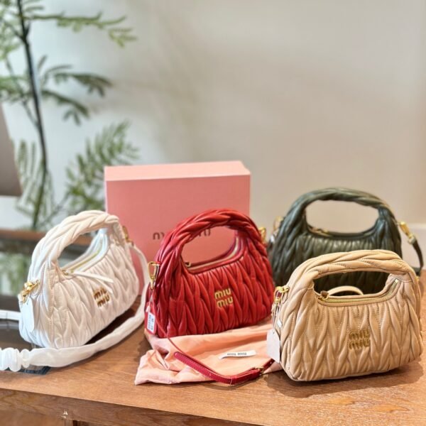 MIU Wander Matelassé Green Leather - Bag