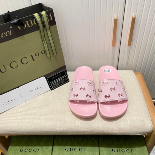 GG Pursuit - Slides