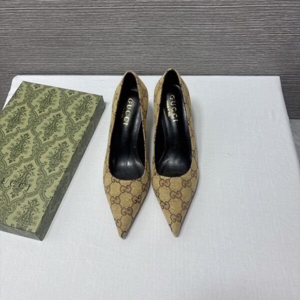 GG GG Marmont Pump Beige GG Canvas - Heels