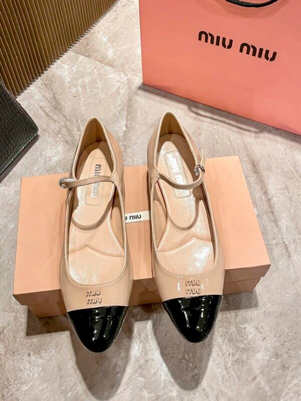 MIU Mary Jane Patent Leather – Heels