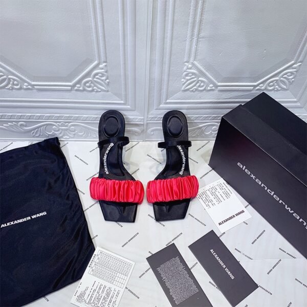 AW Nova Sandals - Sandals