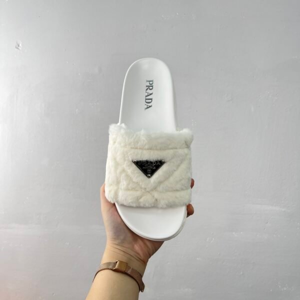 PR Triangle Logo Shearling Slides - Slides