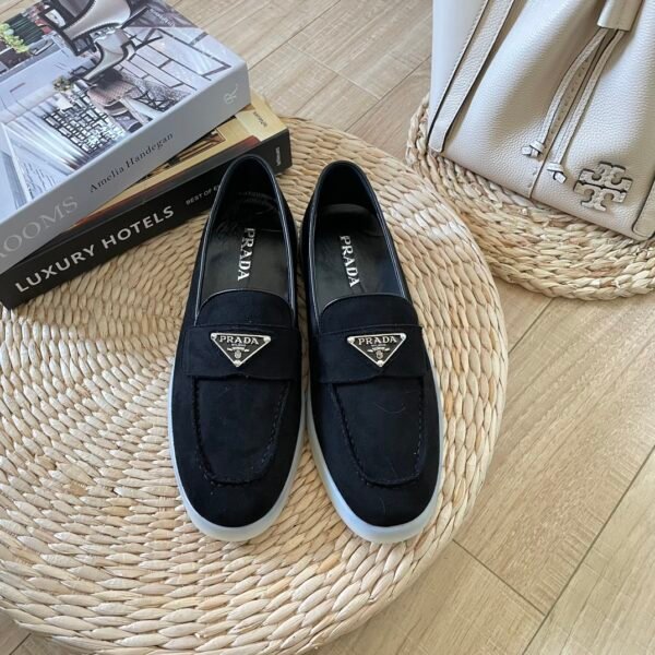 PR Logo Plaque Loafers - Shoes