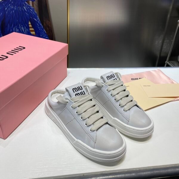 MIU Aged Dirty Sneakers - Sneakers