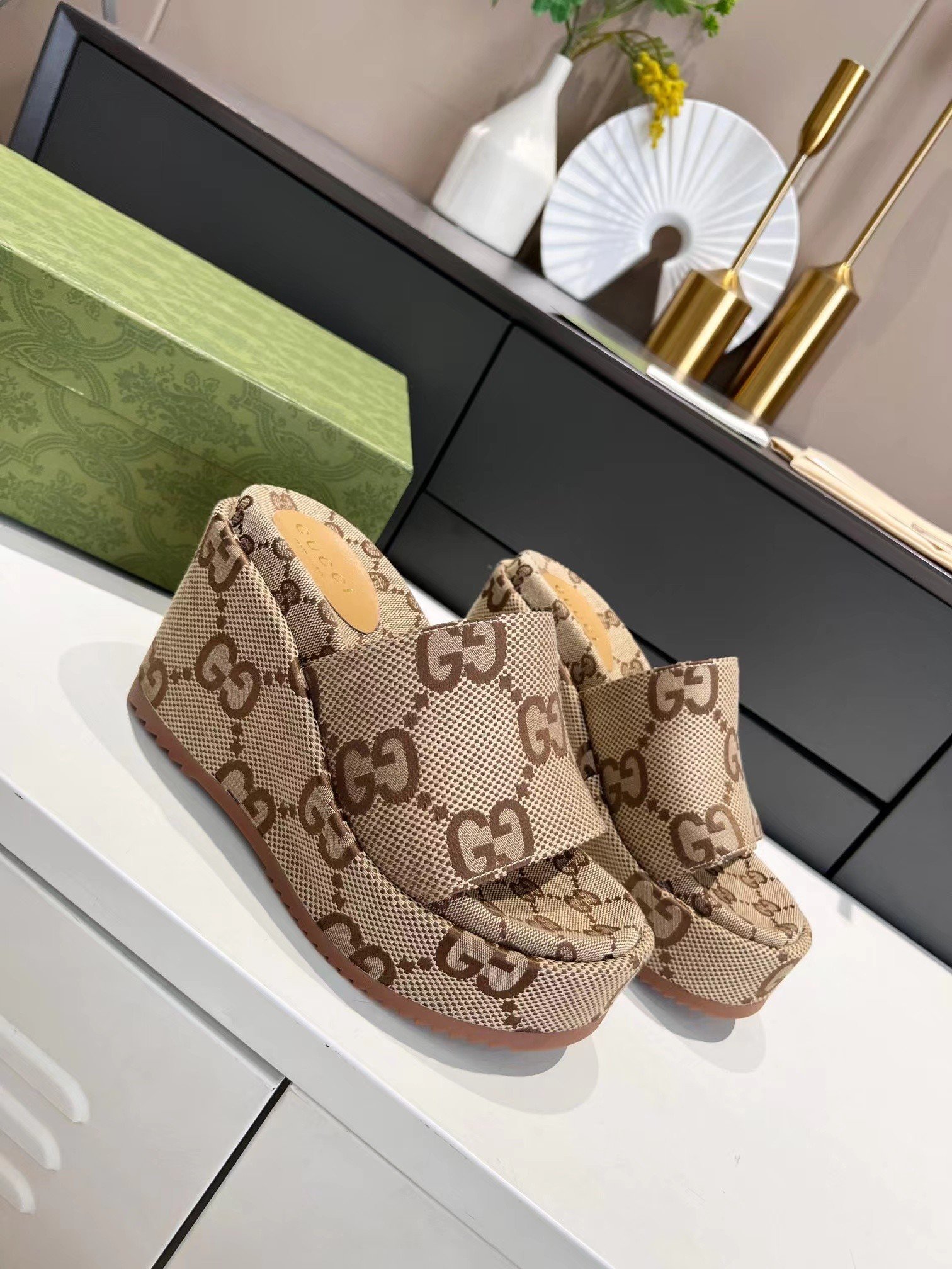 GG GG Platform Slide Sandals Beige GG Canvas - Sandals